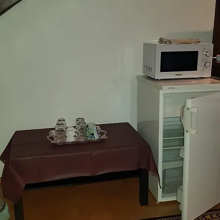 Zu Besuch Bei Maria - Einzimmerwonung Mit Kitchenette Und Badezimmer Quarto em Acomodações Particulares